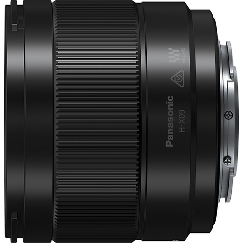 Leica DG Summilux 9mm f/1.7 ASPH. Lens Image 2