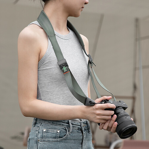 Camera Shoulder Strap (Fern Green) Image 6