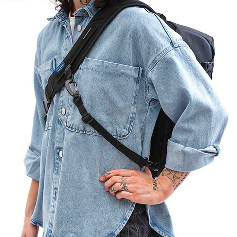 Solstice V2 Sling Bag (Gray, 12L) Image 6