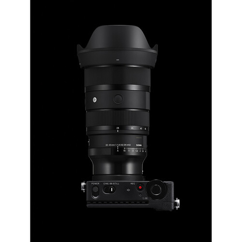 28-45mm f/1.8 DG DN Art Lens for Sony E Image 9