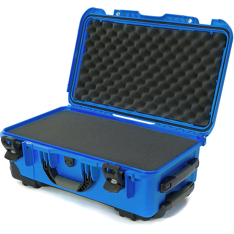 935 Wheeled Hard Case with Foam Insert (Blue, 28.5L) Image 0