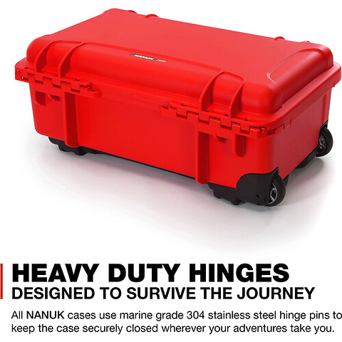 935 Wheeled Hard Case with Foam Insert (Red, 28.5L) Image 9