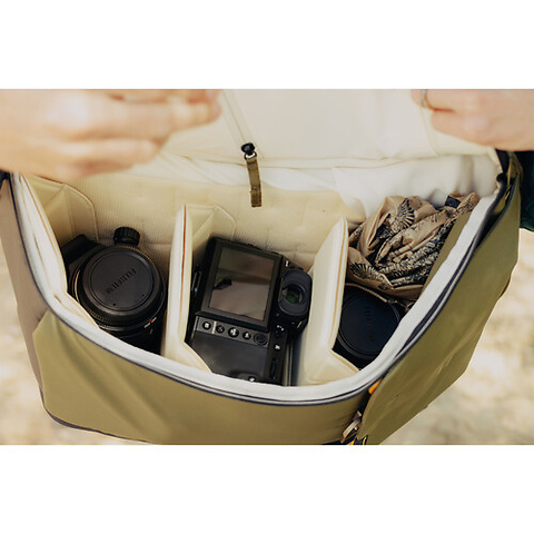 Everyday Backpack (Kelp, 30L) Image 3