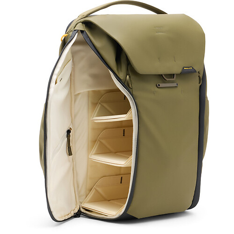 Everyday Backpack (Kelp, 30L) Image 1