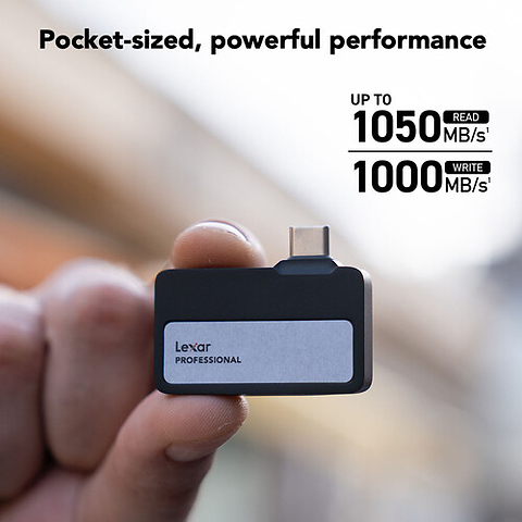 1TB Professional Go USB 3.2 Gen 2 Portable SSD with Hub Image 9