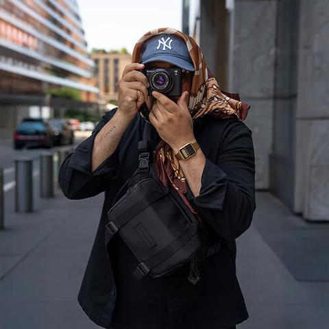 ROGUE V2 Sling Bag (Black, 4L) Image 5