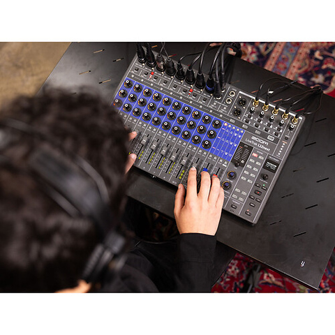LiveTrak L12next 14x4 Digital Mixer and Recorder Image 10