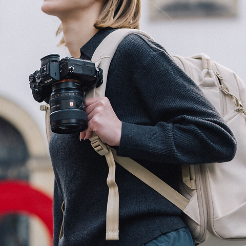 OneGo Lite Backpack (Matte Black, 12L) Image 6