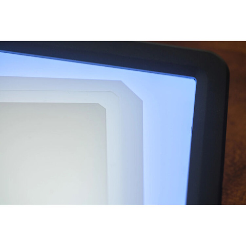 CS-LITE+ SpectraColor Light Source with CS-LiteMask Image 7