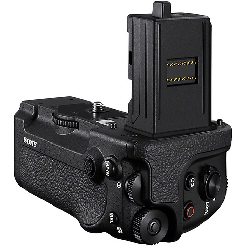 VG-C6 Vertical Grip Image 1